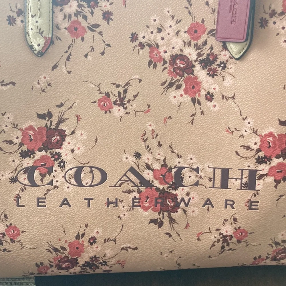 Coach shoes and bag 👡🌺 SET! - Picture 7 of 8